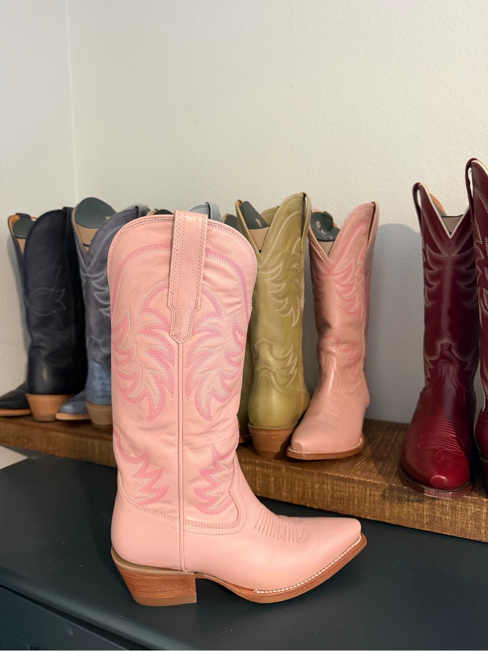 Tecovas Annie Pink